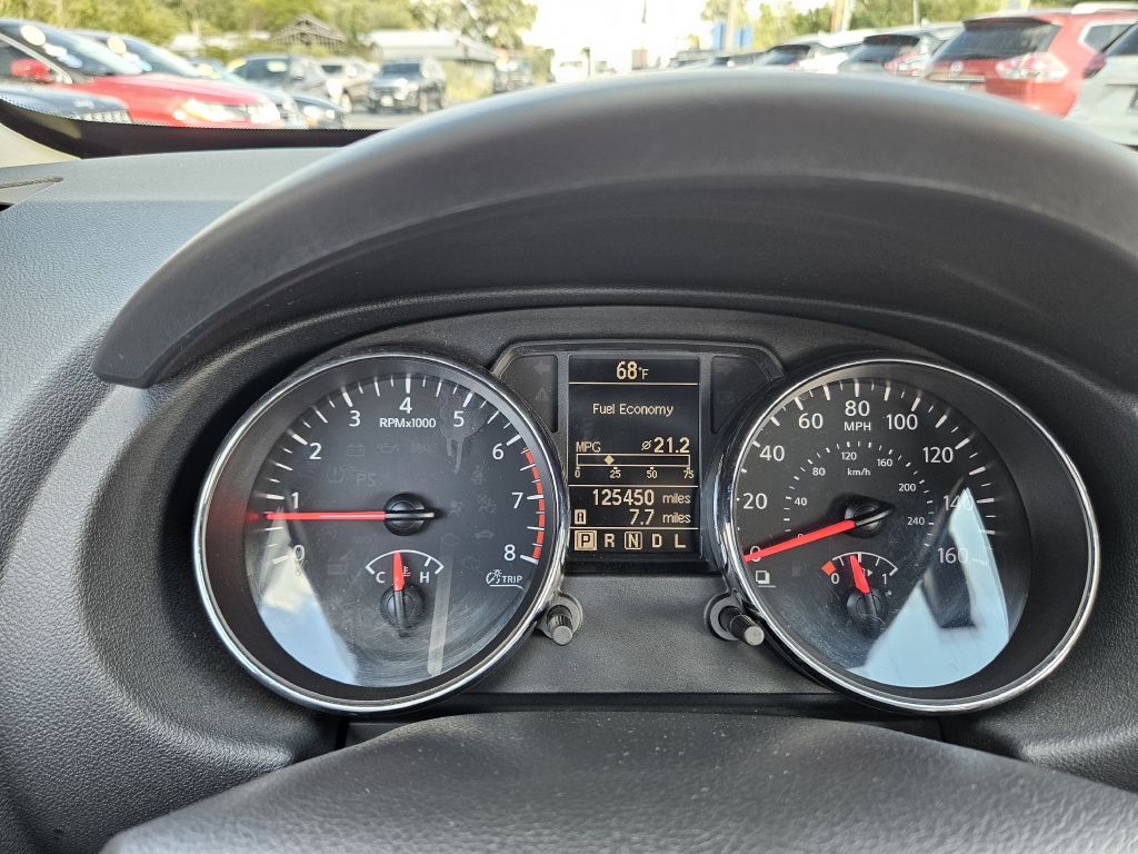 2015 Nissan Rogue Select S photo 25