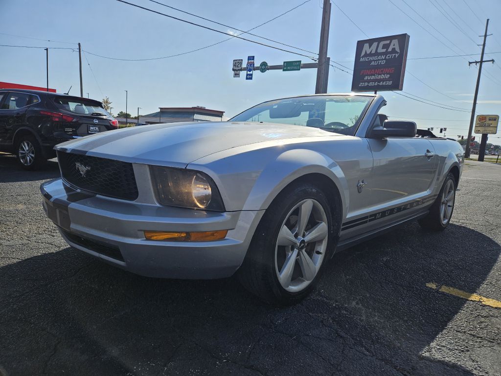 2009 Ford Mustang photo 15