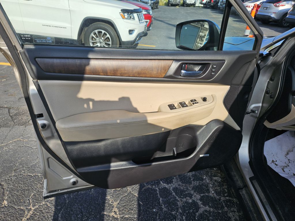 2016 Subaru Outback 2.5i Limited photo 20
