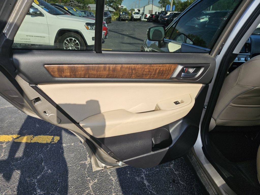 2016 Subaru Outback 2.5i Limited photo 39