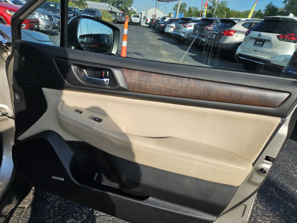 2016 Subaru Outback 2.5i Limited photo 44