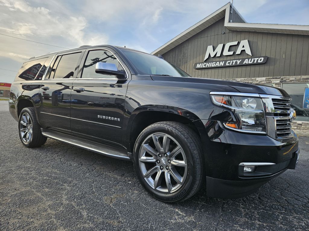 2015 Chevrolet Suburban LTZ photo 3