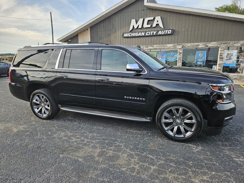 2015 Chevrolet Suburban LTZ photo 4