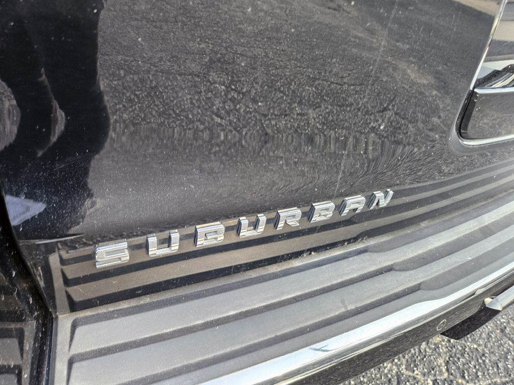 2015 Chevrolet Suburban LTZ photo 8