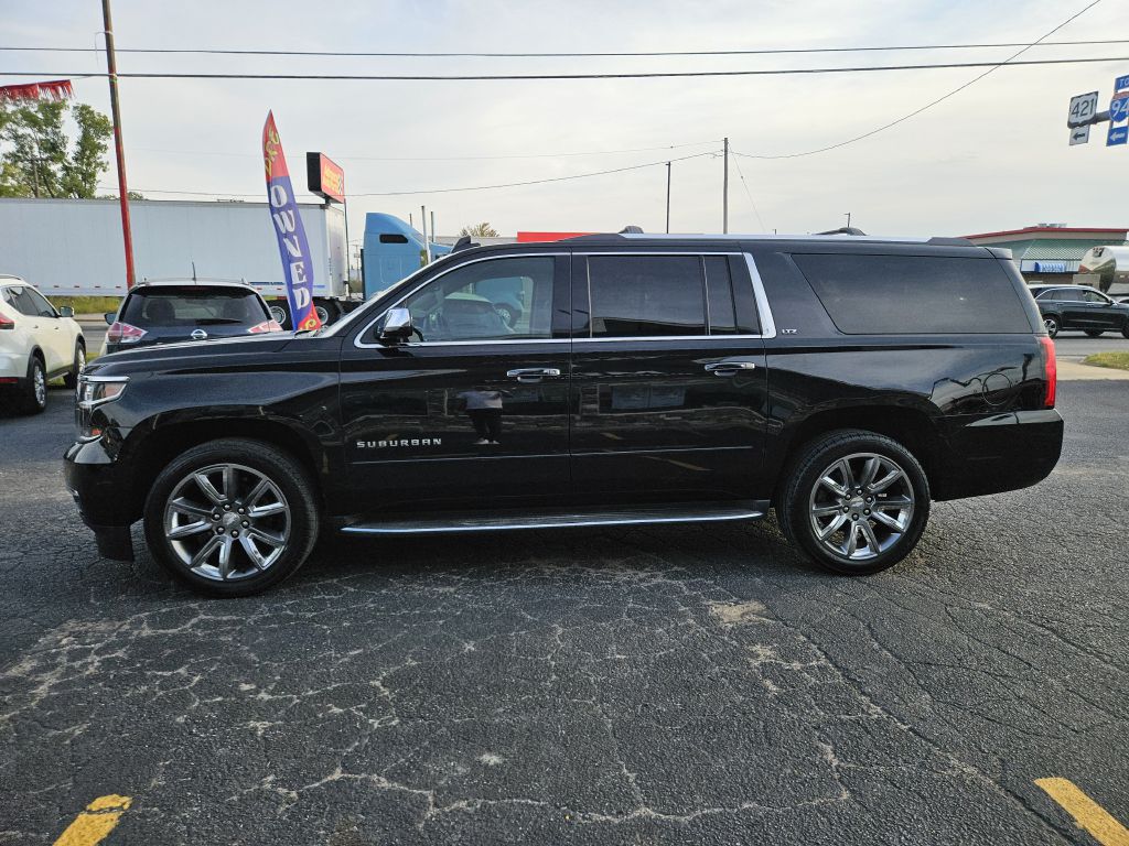 2015 Chevrolet Suburban LTZ photo 11