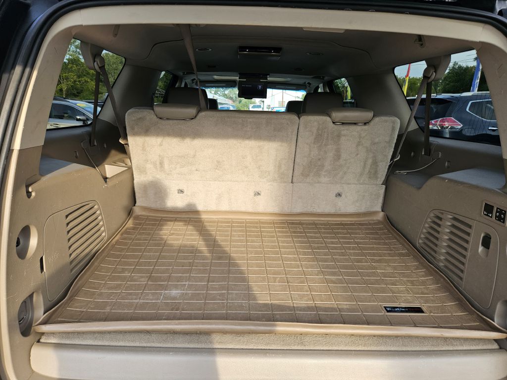 2015 Chevrolet Suburban LTZ photo 47