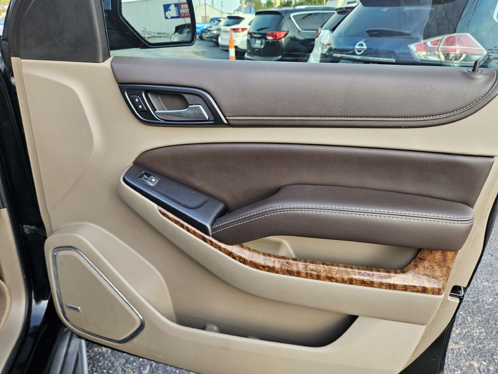 2015 Chevrolet Suburban LTZ photo 50