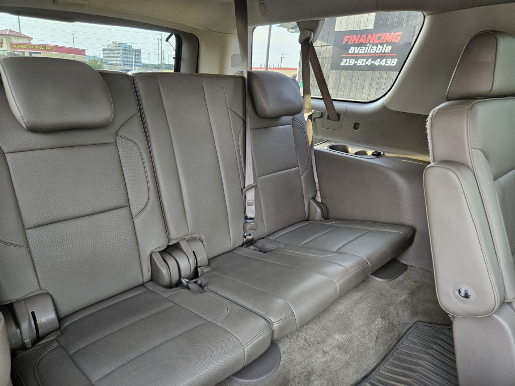 2015 Chevrolet Suburban LTZ photo 58