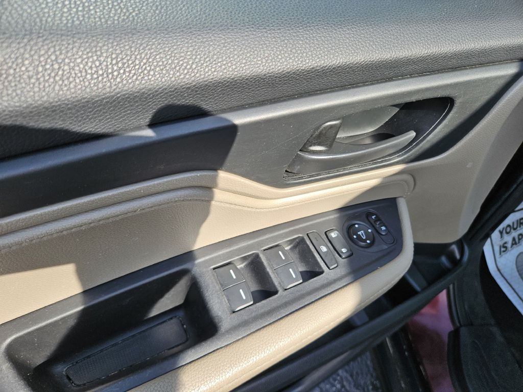2019 Honda Odyssey EX photo 21