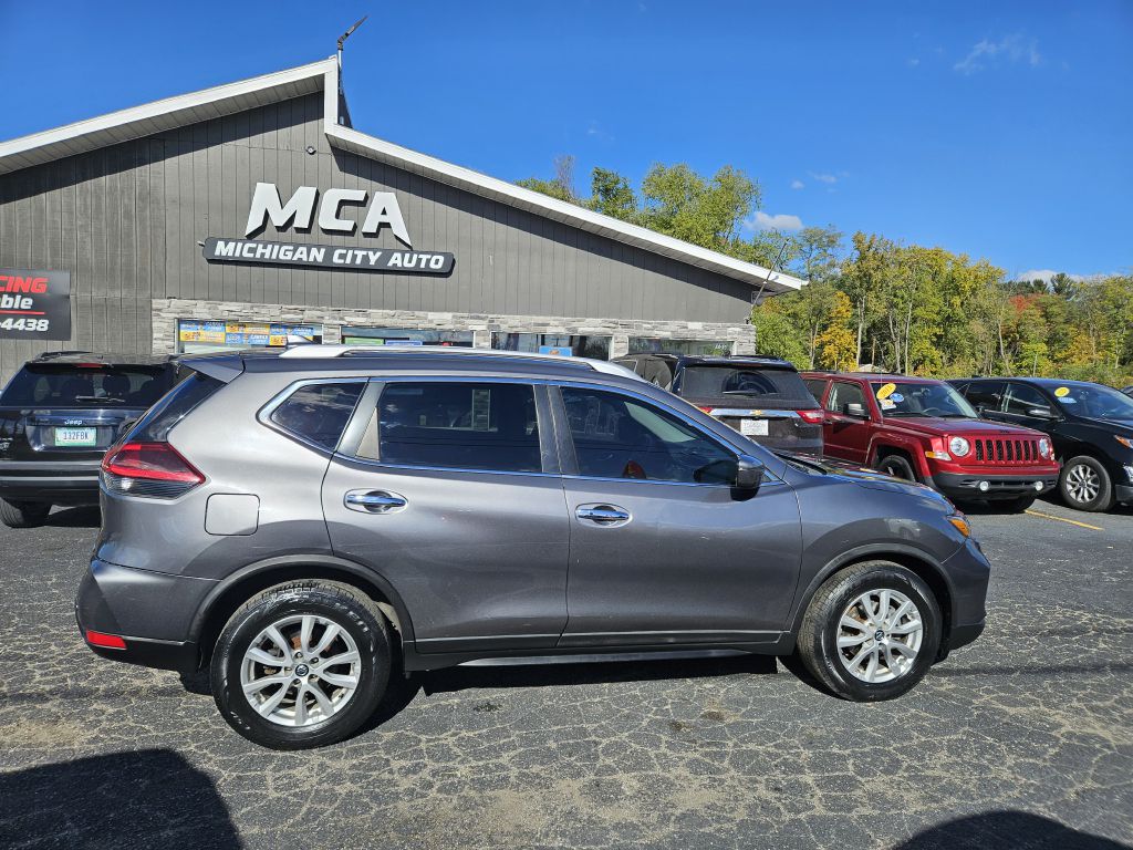 2020 Nissan Rogue SV - Photo 5