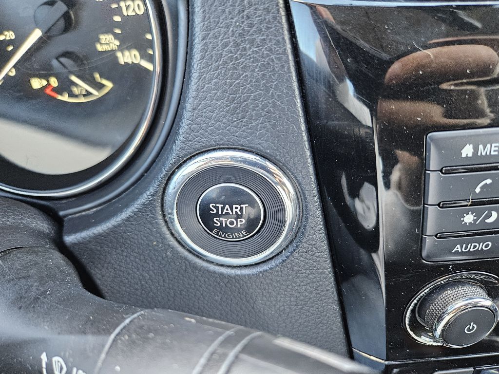 2020 Nissan Rogue SV - Photo 30