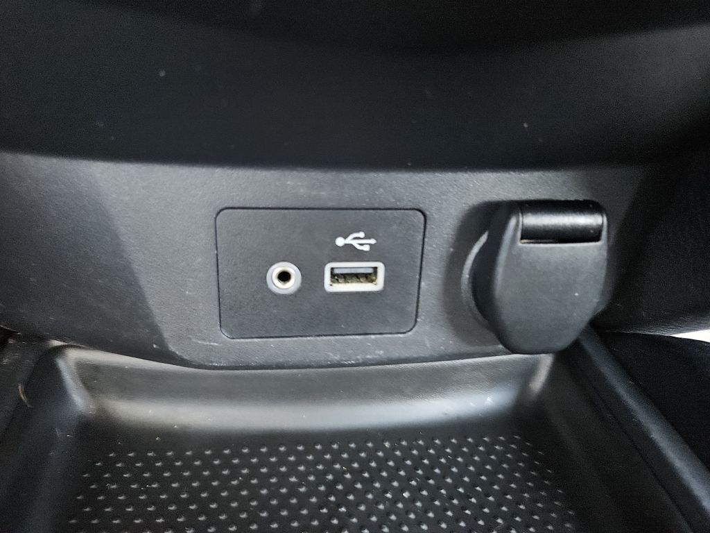 2020 Nissan Rogue SV - Photo 33