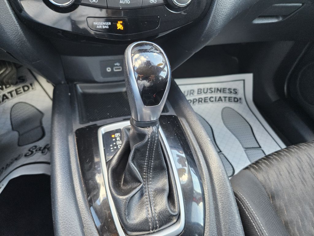 2020 Nissan Rogue SV - Photo 35