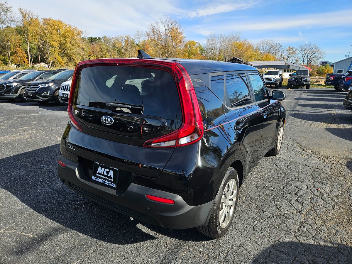 2021 Kia Soul LX - Photo 7