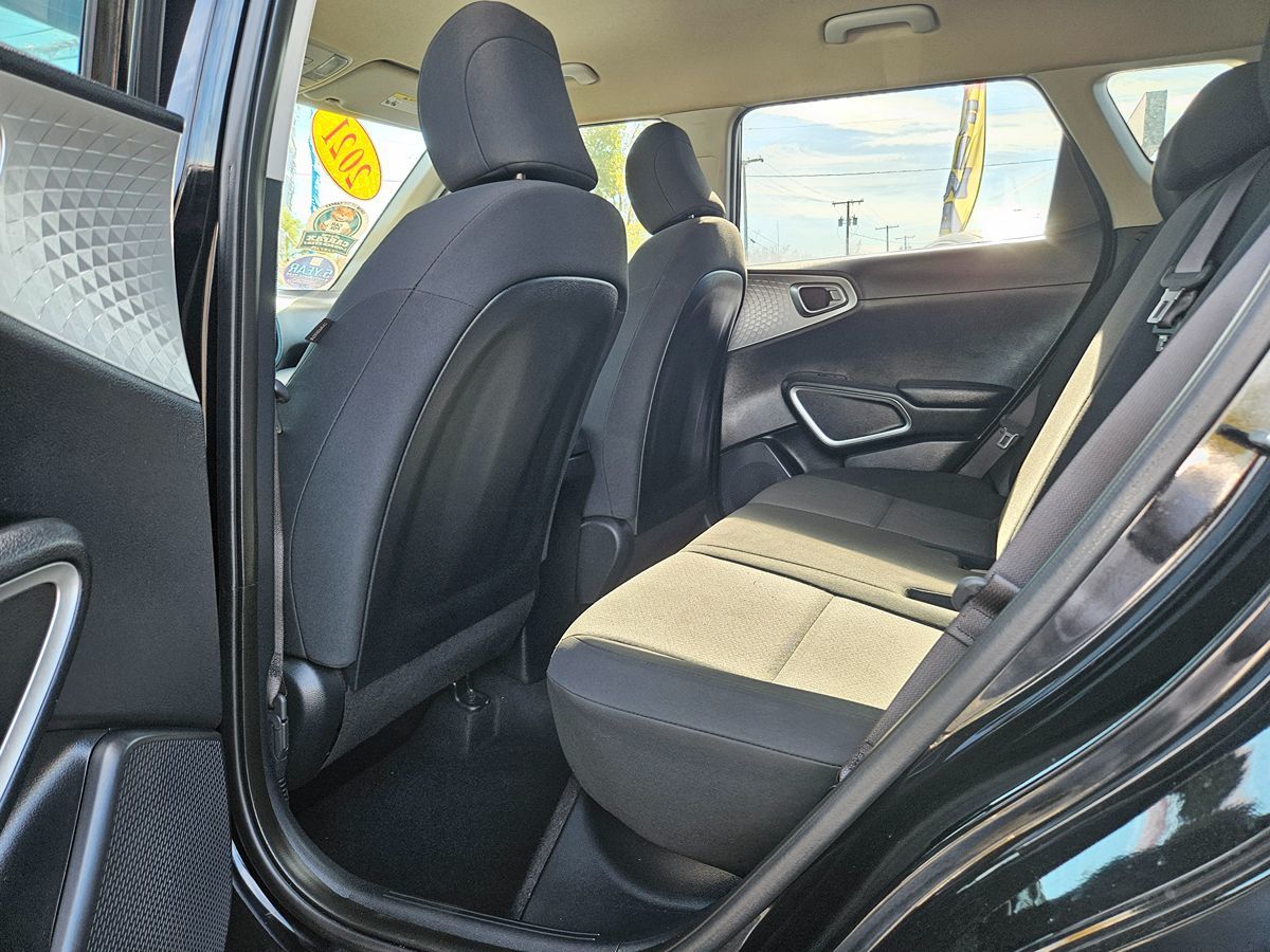 2021 Kia Soul LX - Photo 33