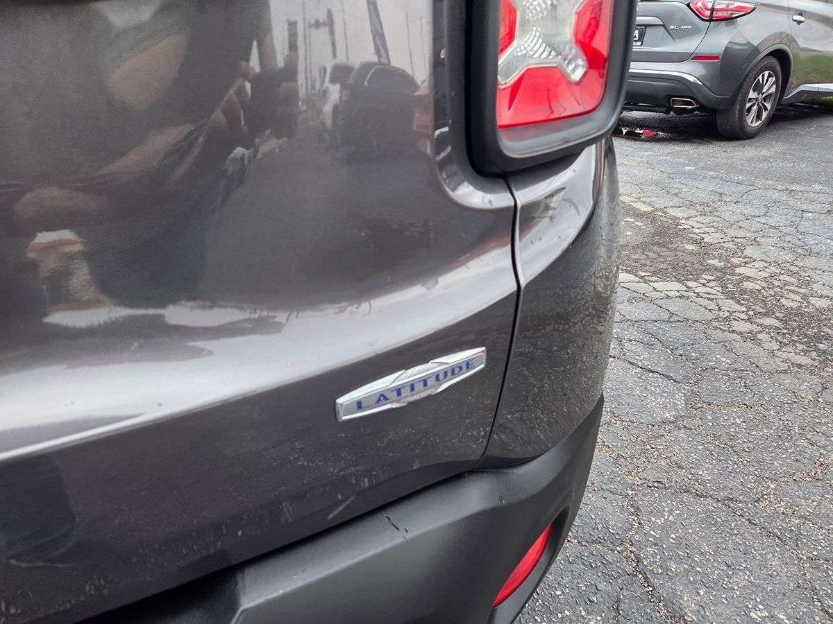 2017 Jeep Renegade Latitude - Photo 9