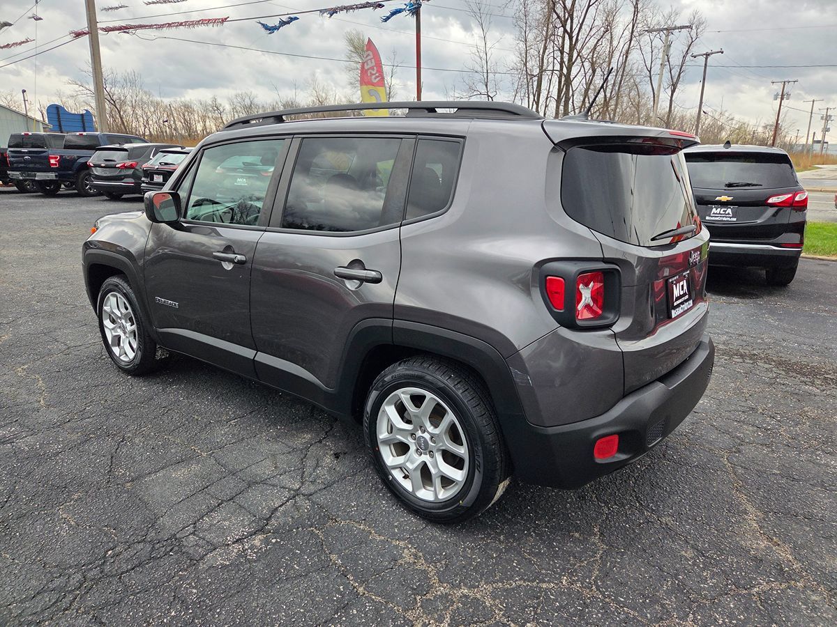 2017 Jeep Renegade Latitude - Photo 11