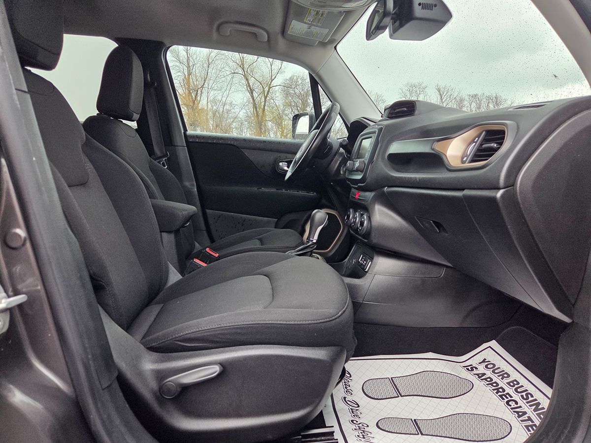 2017 Jeep Renegade Latitude - Photo 41