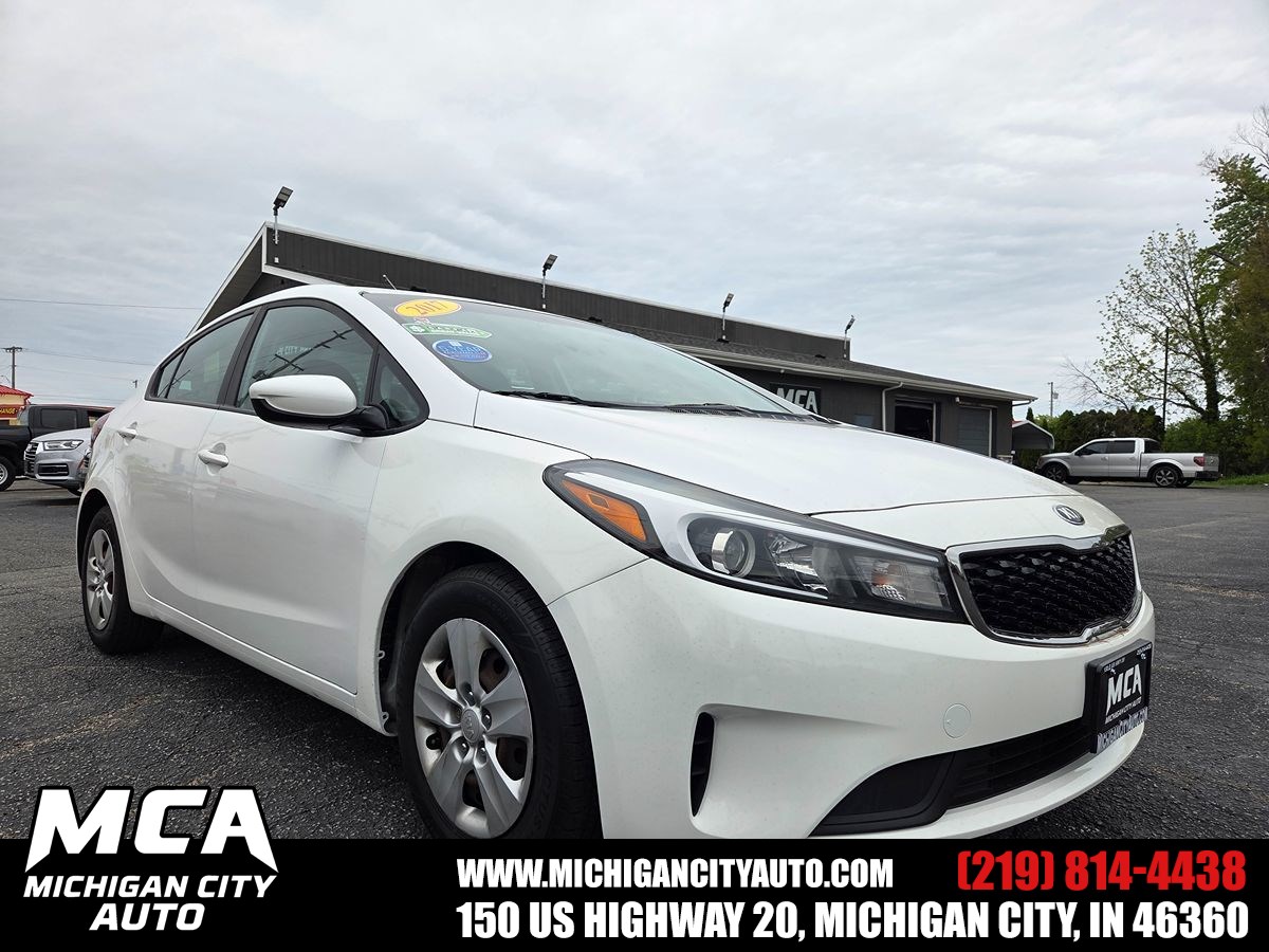 2017 Kia Forte LX AT's photo