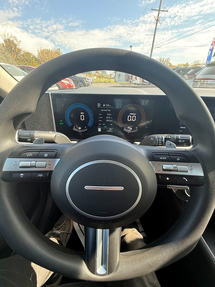 Photo 17 of this Hyundai Sonata Hybrid
