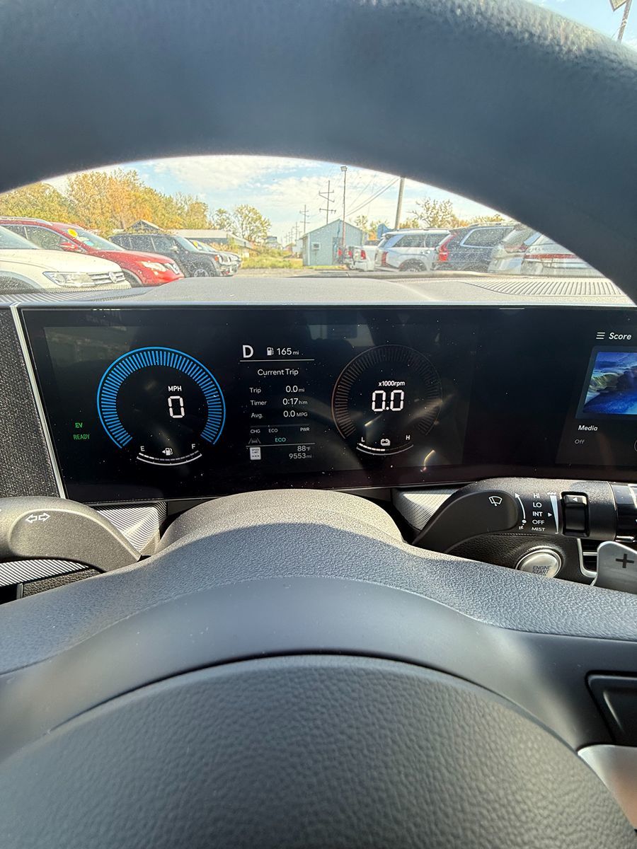 Photo 18 of this Hyundai Sonata Hybrid