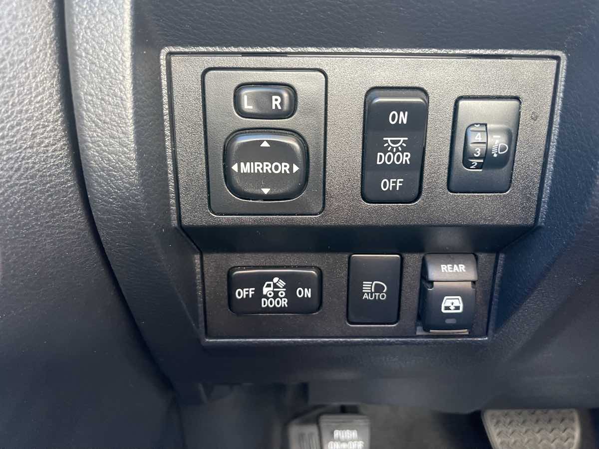 2019 Toyota Tundra SR5 - Photo 19