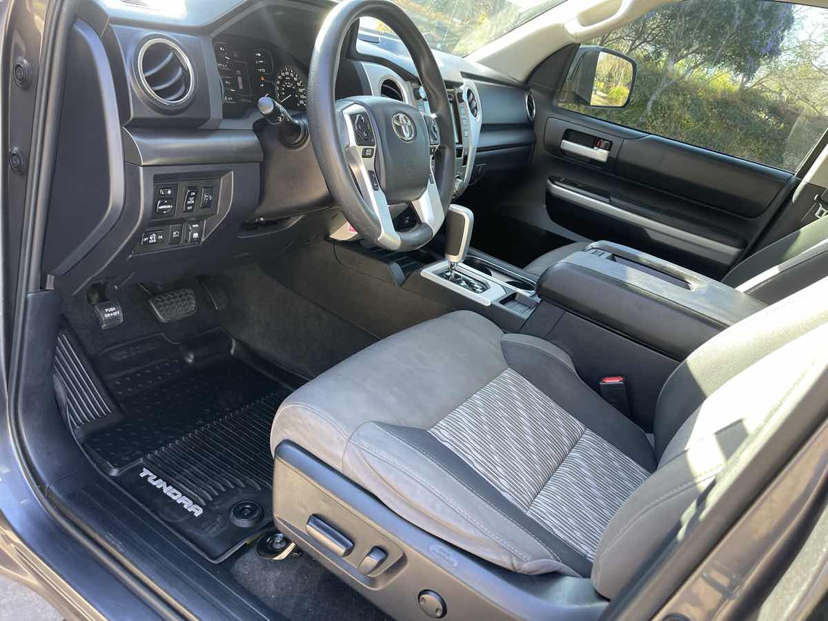 2019 Toyota Tundra SR5 - Photo 20