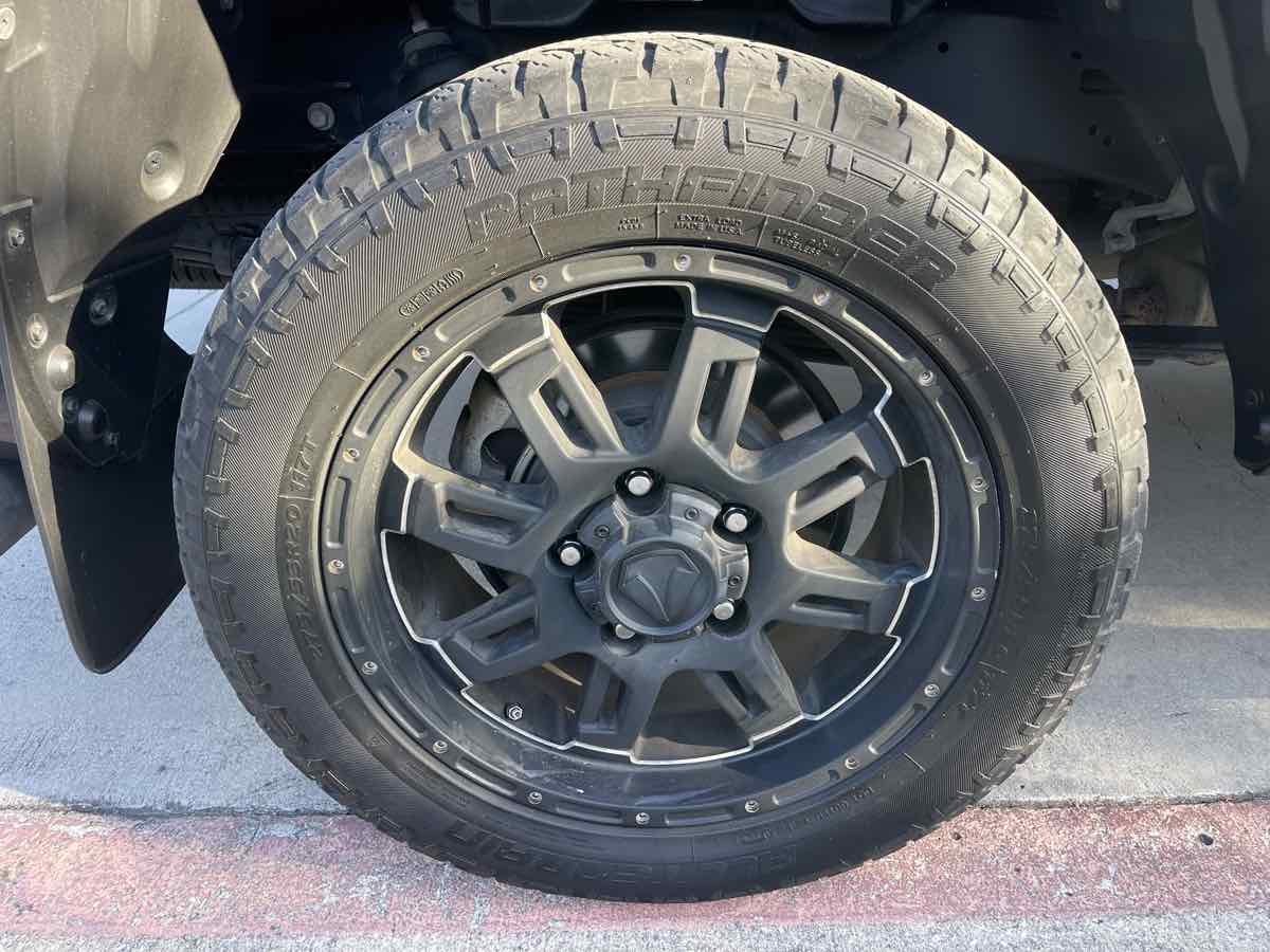 2019 Toyota Tundra SR5 - Photo 28