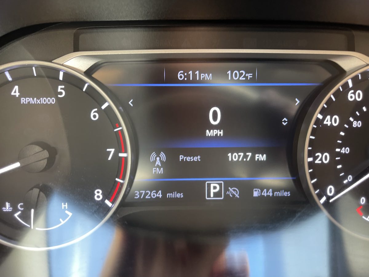 Photo 17 of this Nissan Sentra