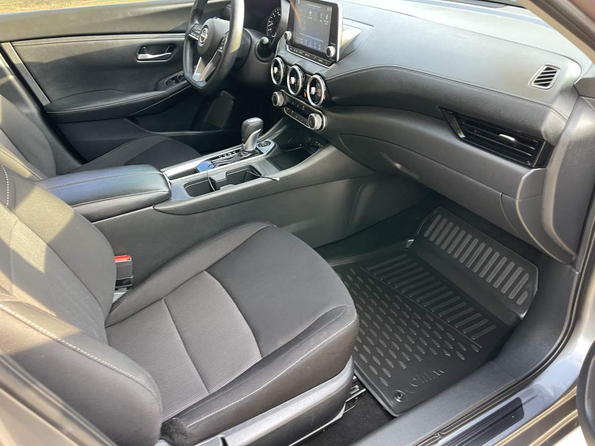 Photo 20 of this Nissan Sentra