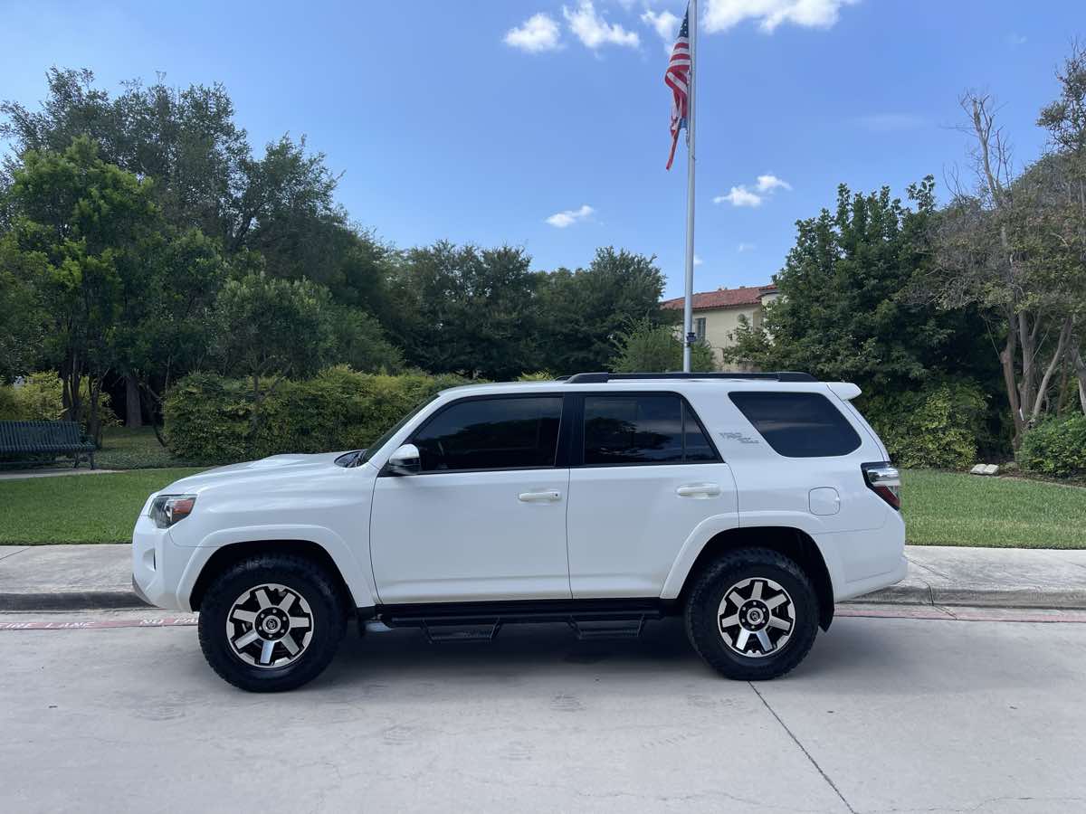 Photo 5 of this Toyota 4Runner