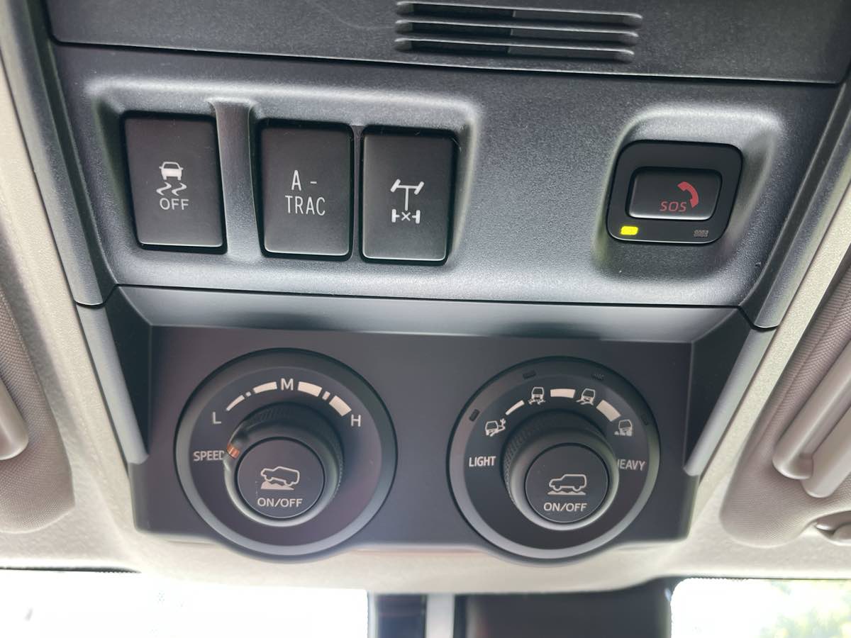 Photo 18 of this Toyota 4Runner