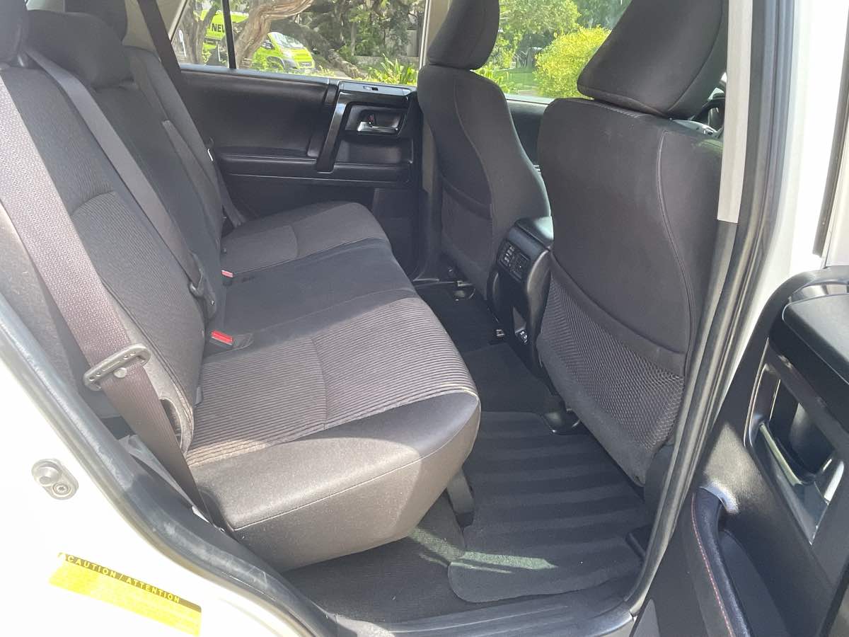 Photo 27 of this Toyota 4Runner