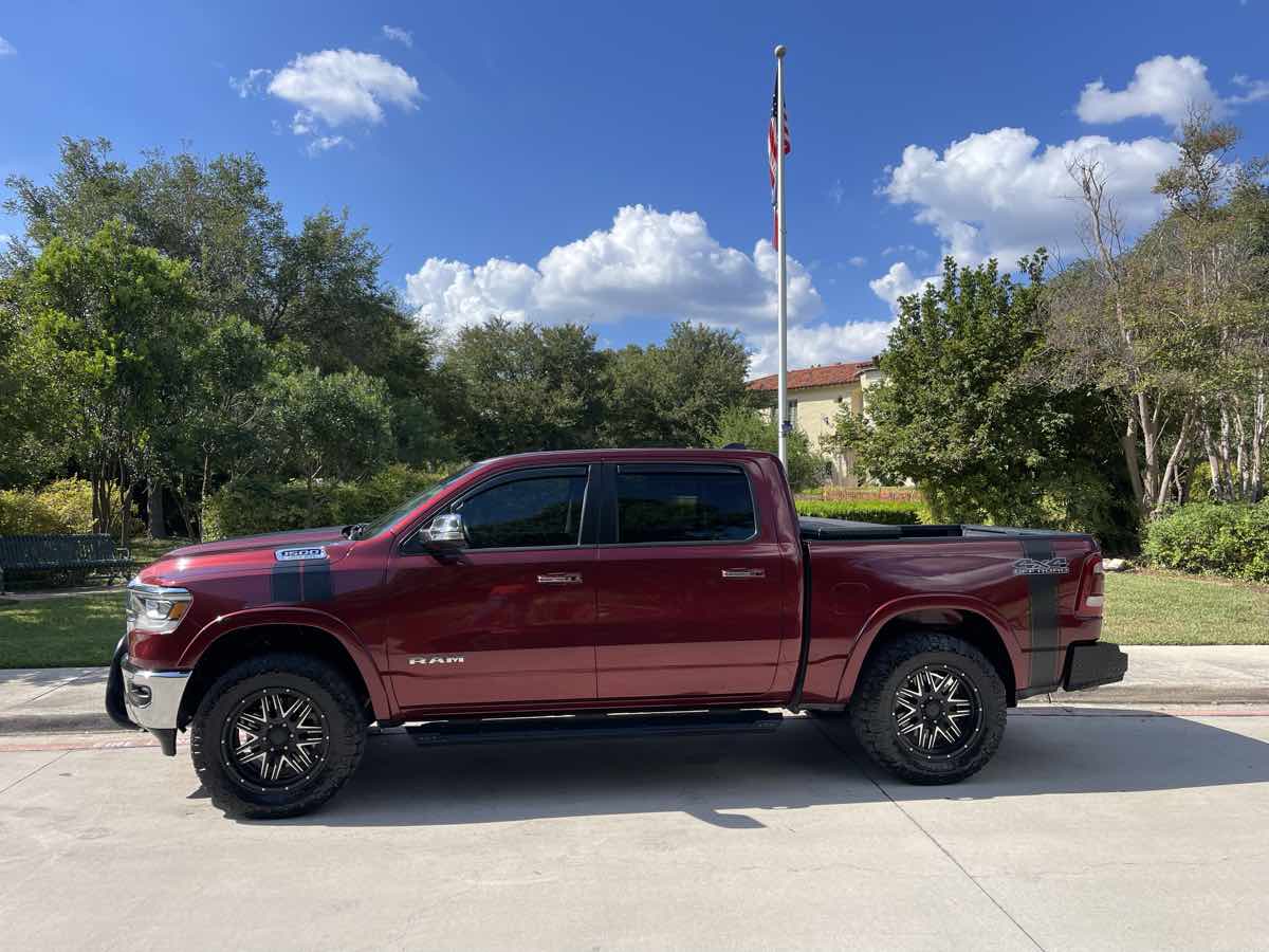 Photo 5 of this Ram 1500