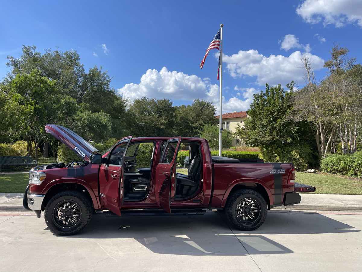 Photo 11 of this Ram 1500