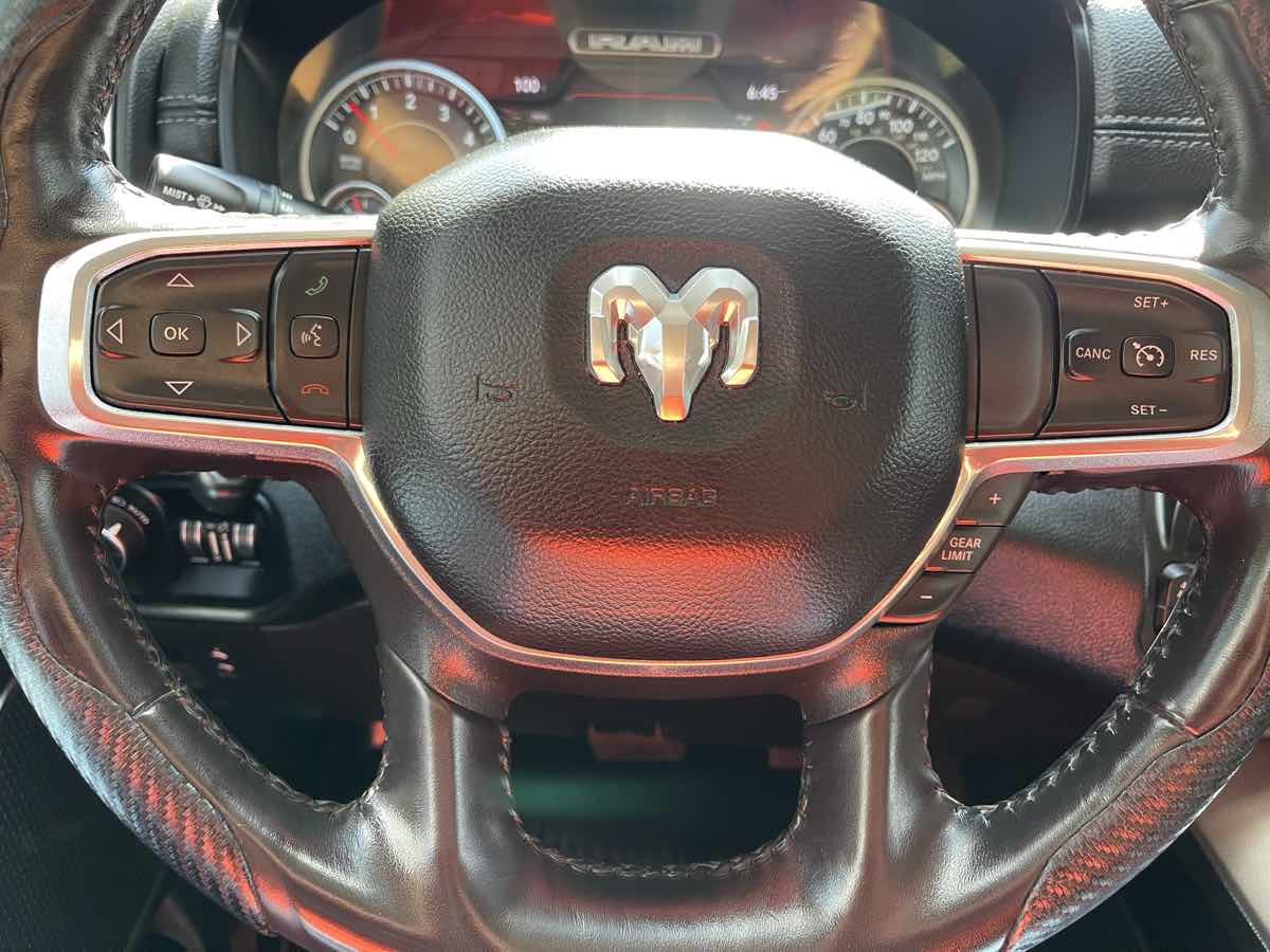 Photo 20 of this Ram 1500