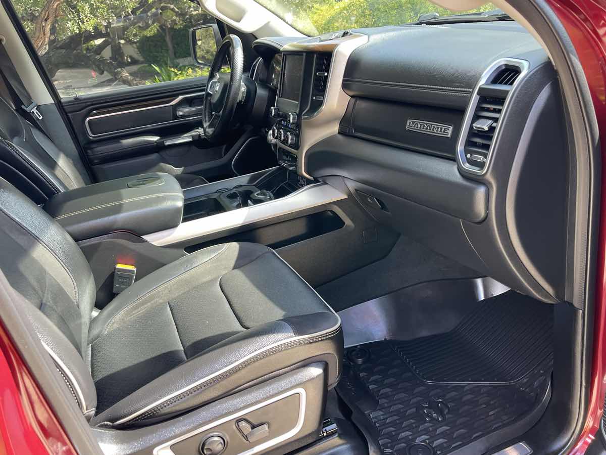 Photo 25 of this Ram 1500