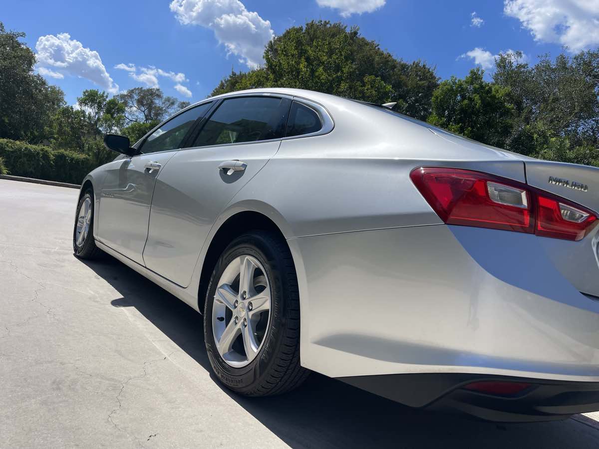Photo 9 of this Chevrolet Malibu