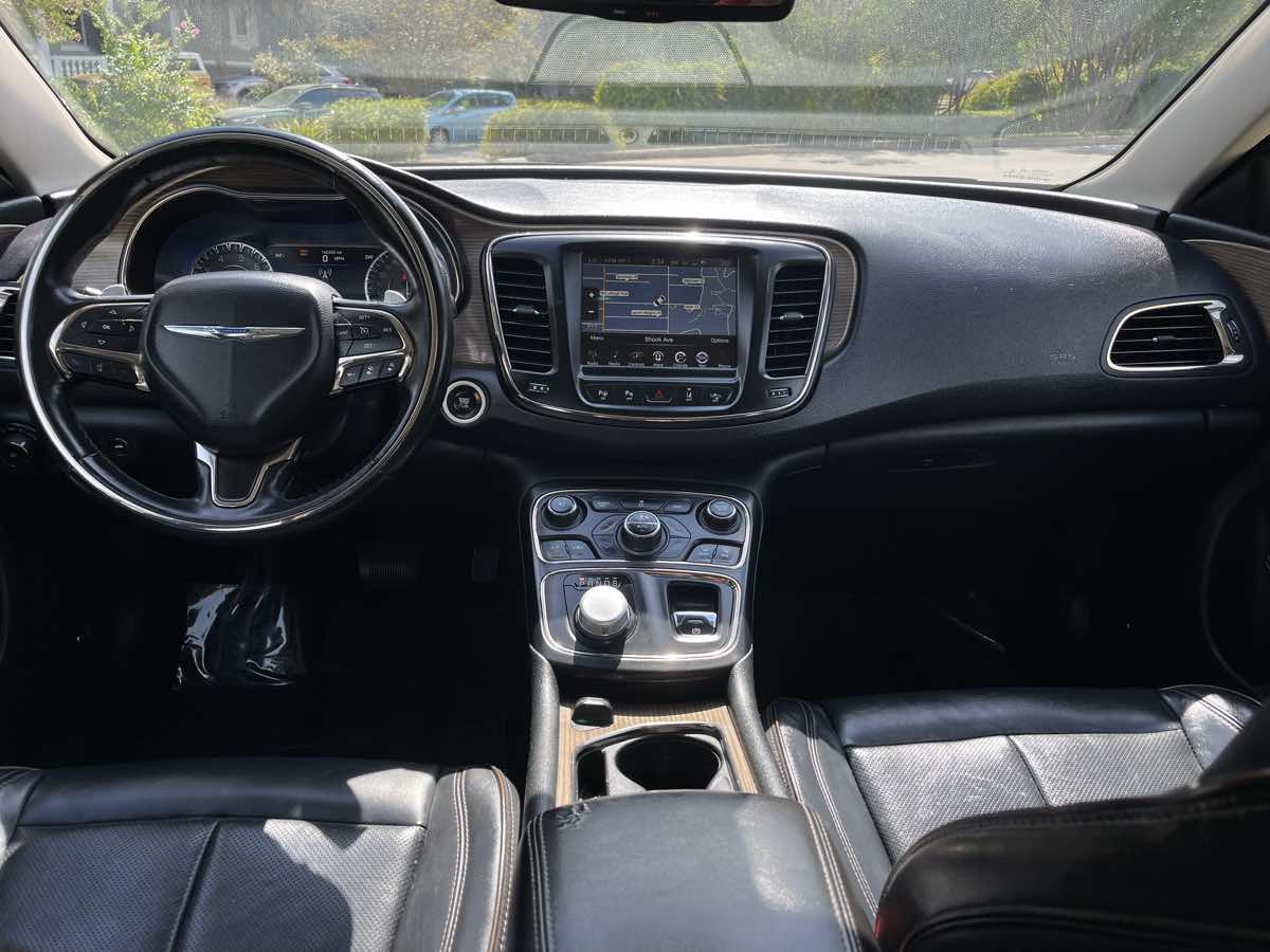 Photo 13 of this Chrysler 200