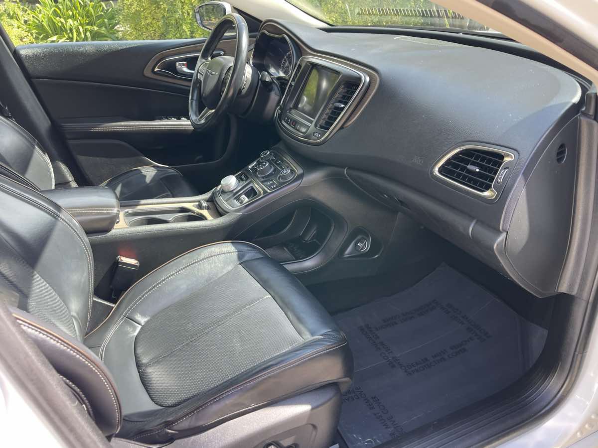 Photo 23 of this Chrysler 200