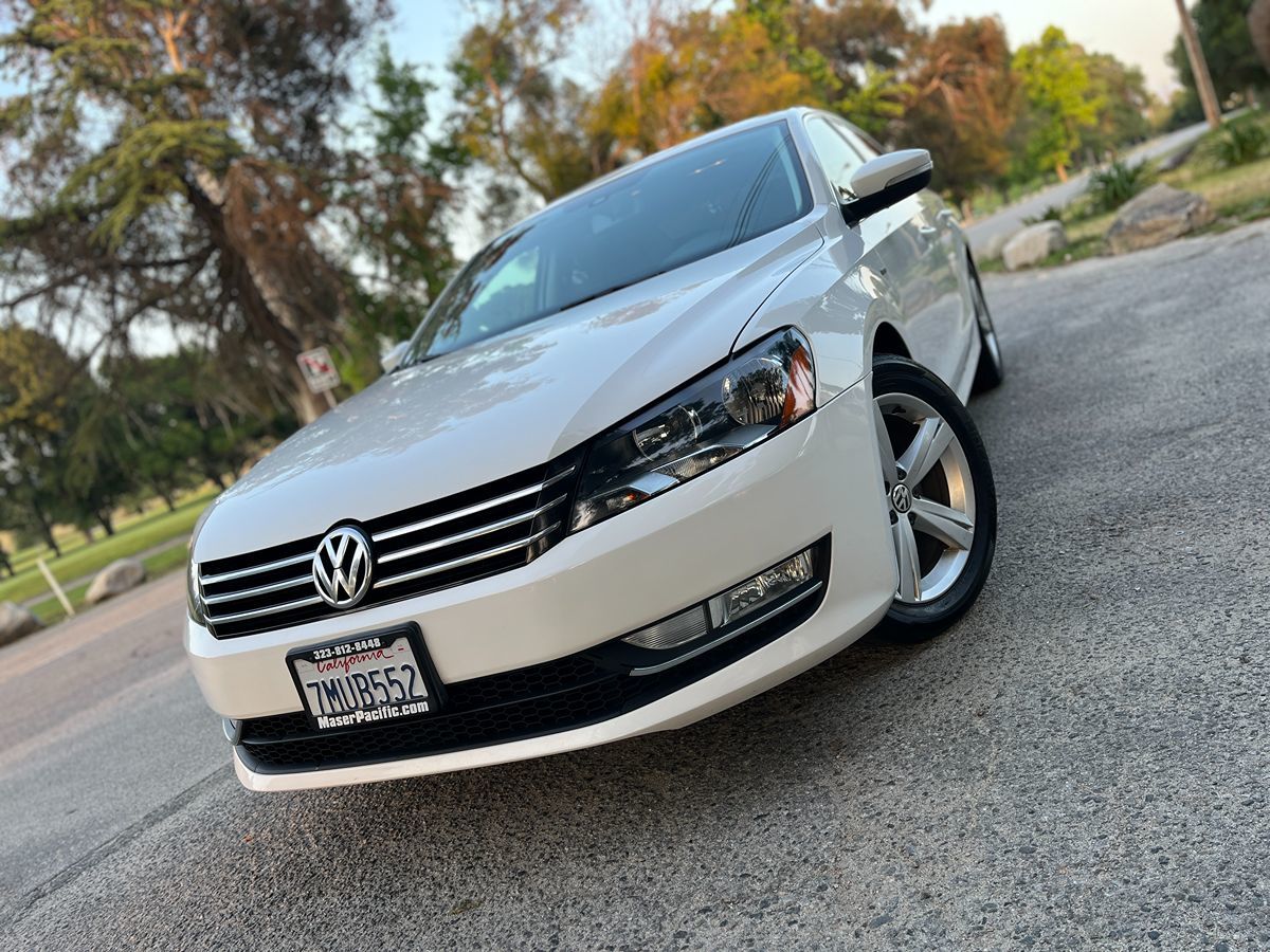 2015 Volkswagen Passat 1.8T Limited Edition