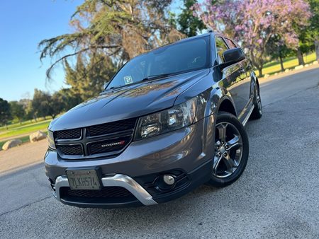 Sold 2015 Dodge Journey Crossroad