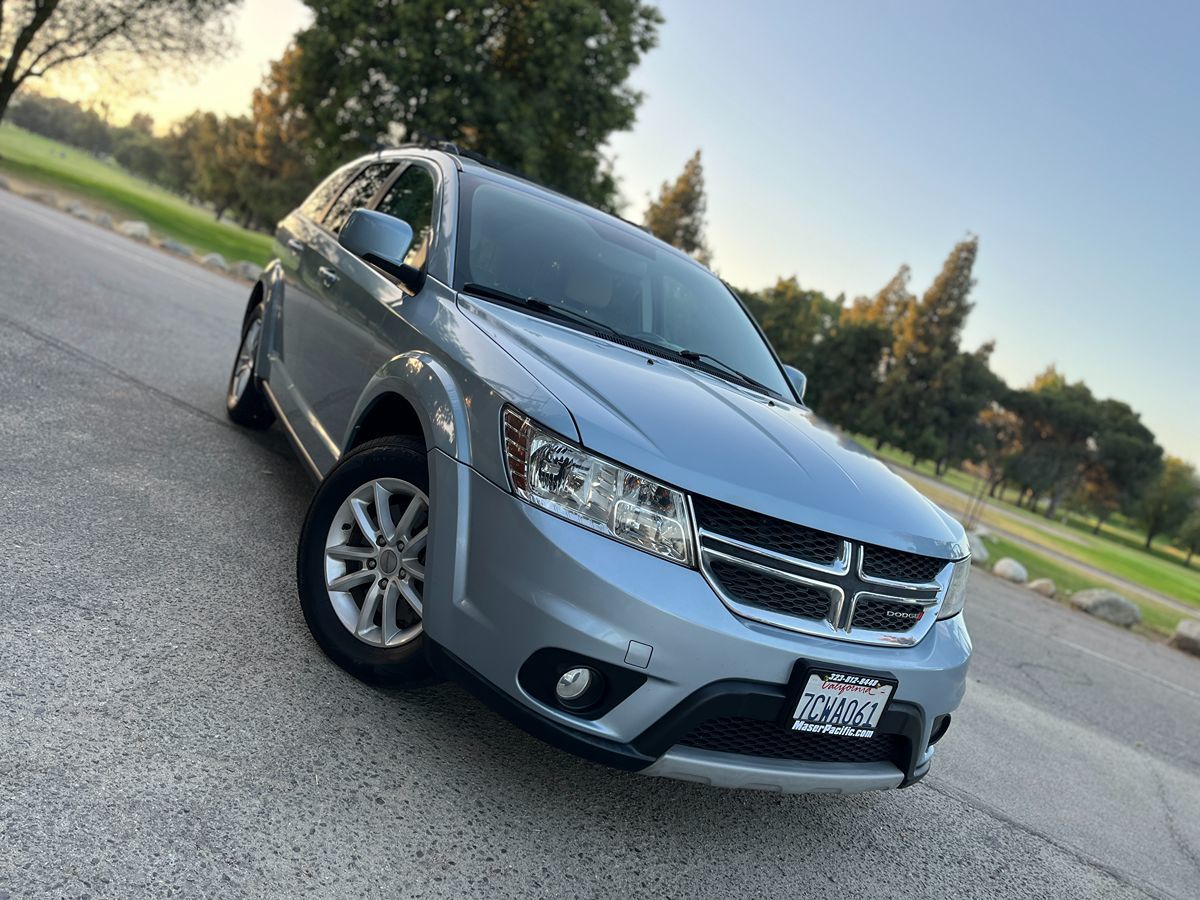 Sold 2013 Dodge Journey SXT