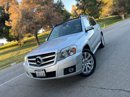 Sold 2012 Mercedes-Benz GLK 350 4MATIC