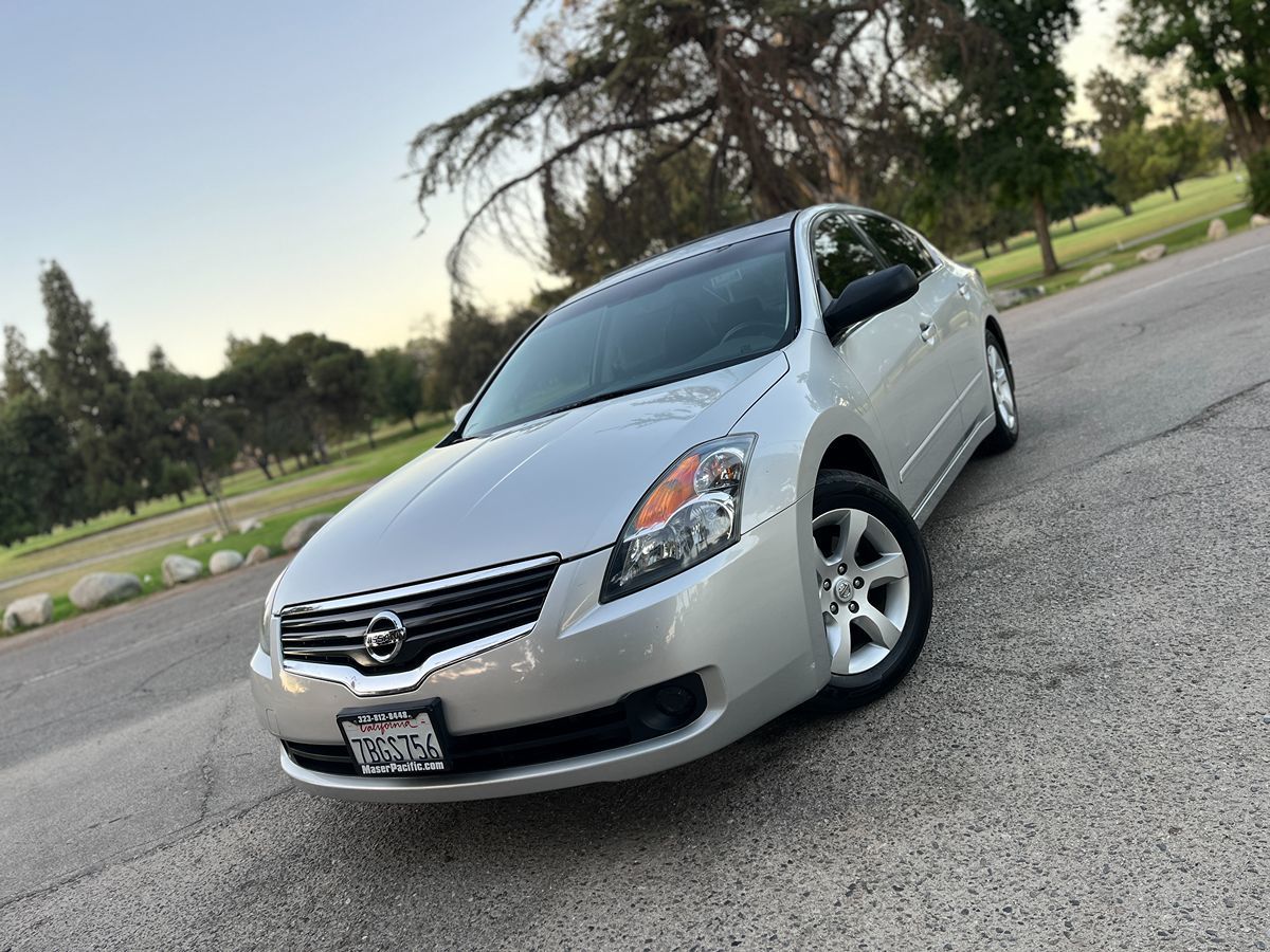 Sold 2009 Nissan Altima 2.5 SL