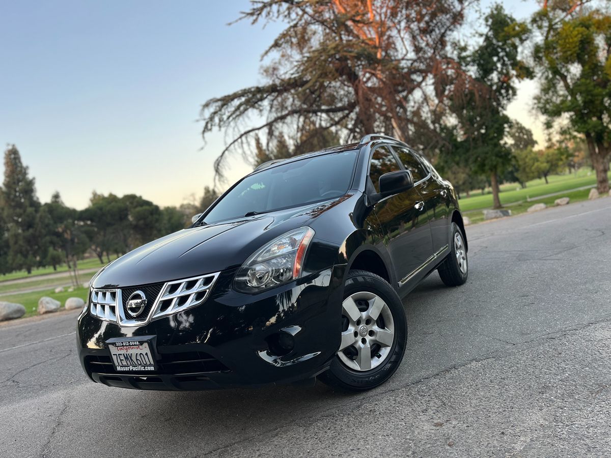 Sold 2014 Nissan Rogue Select S