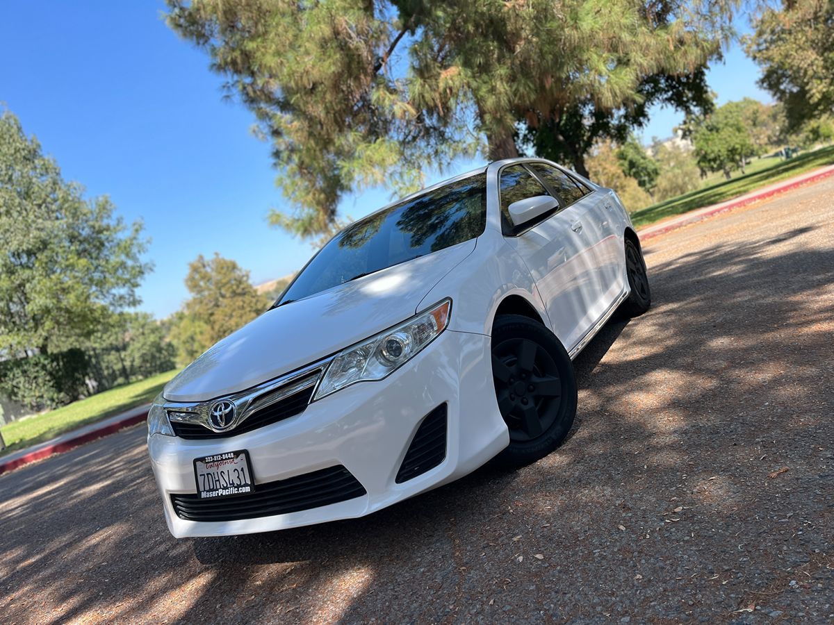 Sold 2014 Toyota Camry LE