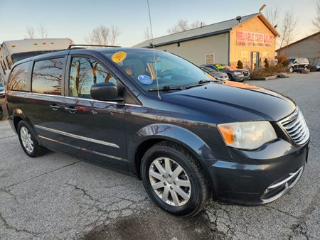 2013 Chrysler Town & Country Touring