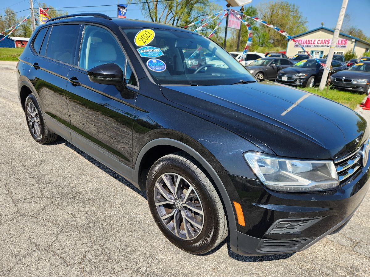 2021 Volkswagen Tiguan S photo 2