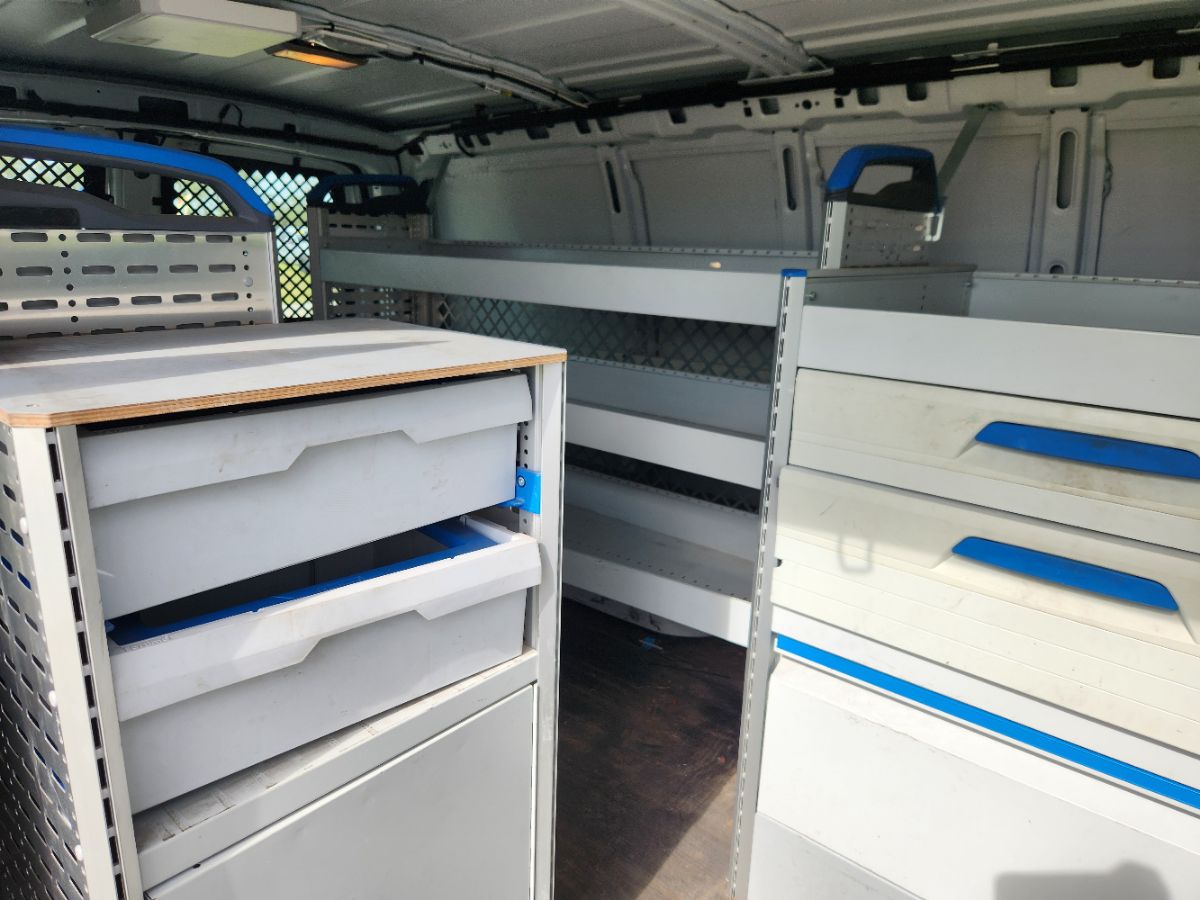 2014 Chevrolet Express Cargo Work Van - Photo 21